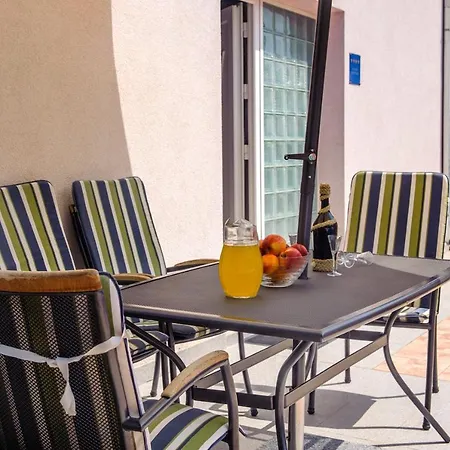 Apartment Nostalgija